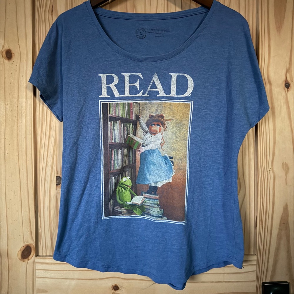 Out of Print Muppets READ Miss Piggy Kermit Blue Graphic T-Shirt Large